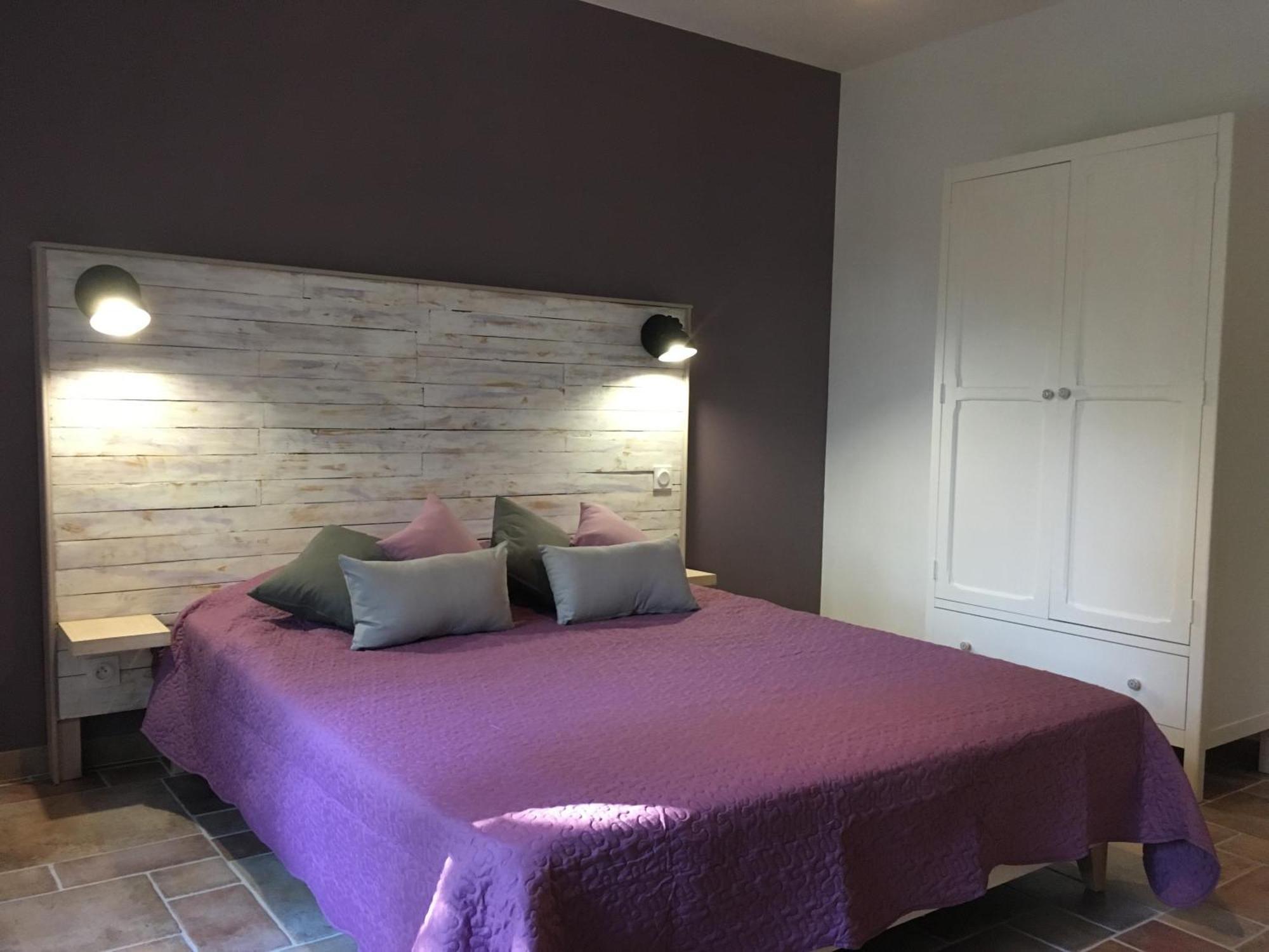 Mas De La Pinede Ex-Les Arbousiers Bed & Breakfast โบลแลน ภายนอก รูปภาพ