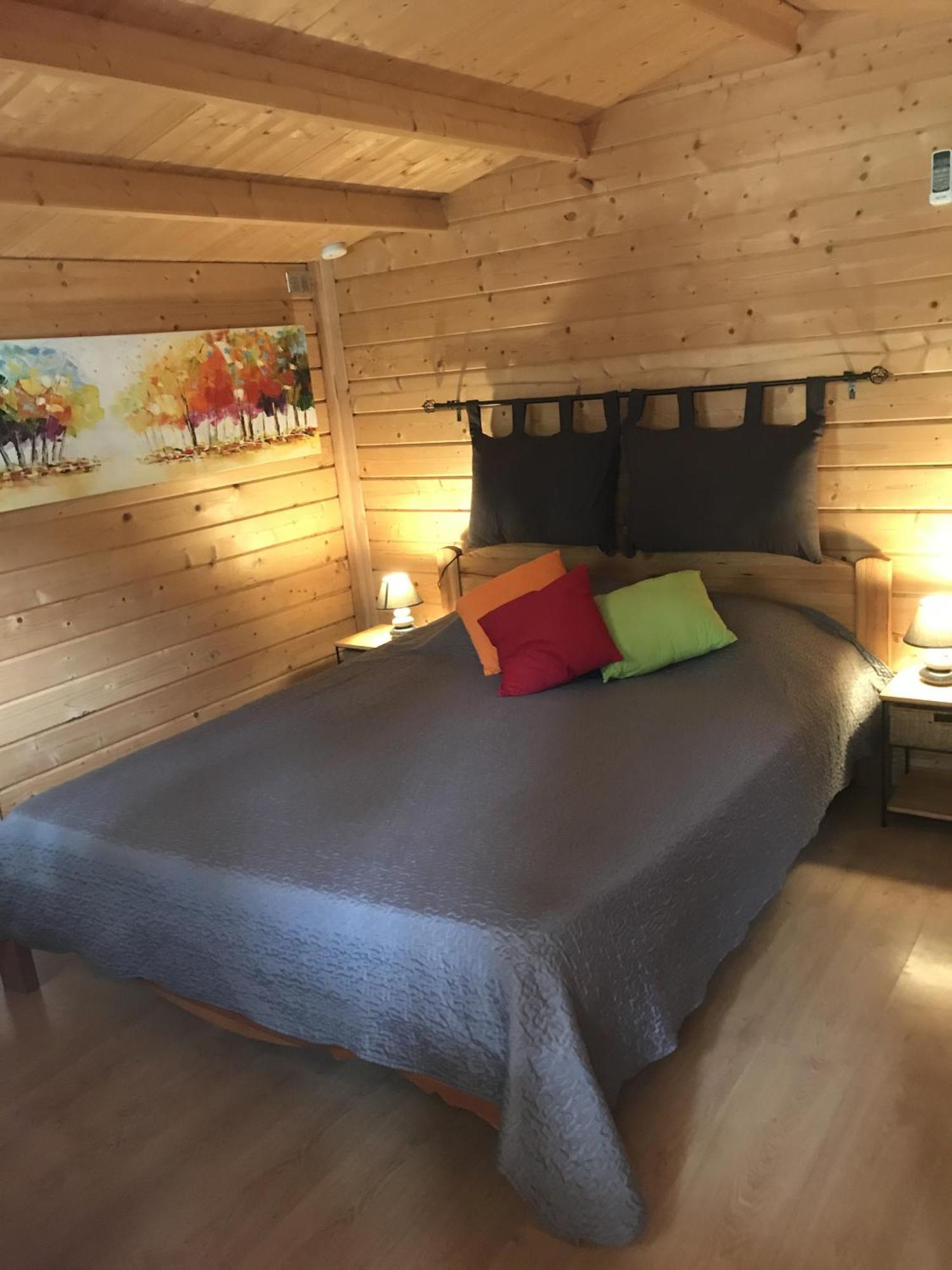Mas De La Pinede Ex-Les Arbousiers Bed & Breakfast โบลแลน ห้อง รูปภาพ